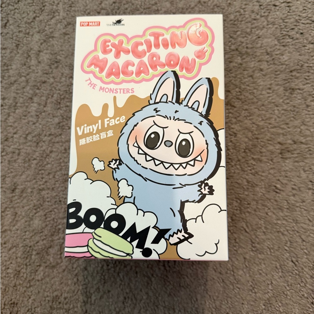 Exciting Macaron Labubu - Sea Salt Coconut